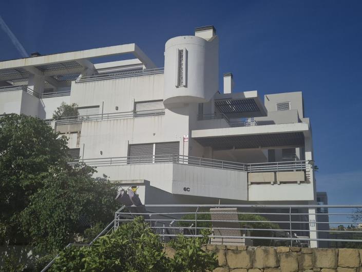 Image No.22-2 Bed Apartment for sale