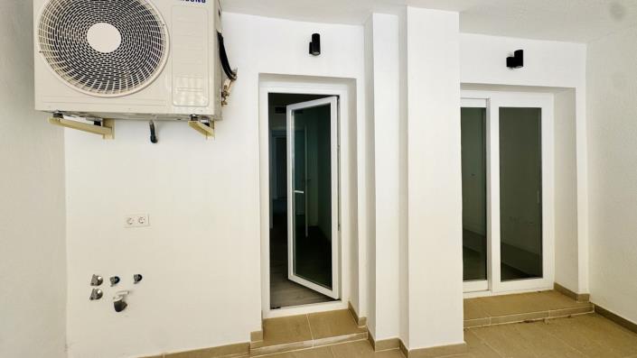 Image No.25-3 Bed Apartment for sale