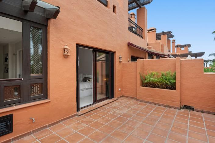 Image No.25-4 Bed Townhouse for sale