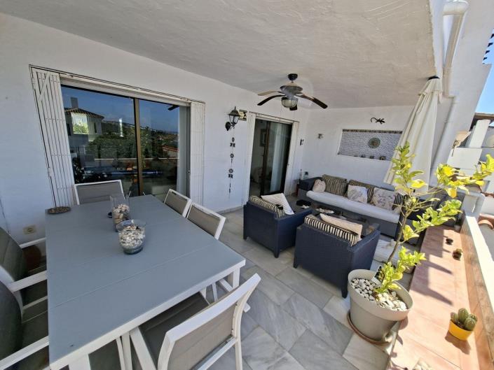 Image No.19-3 Bed Townhouse for sale