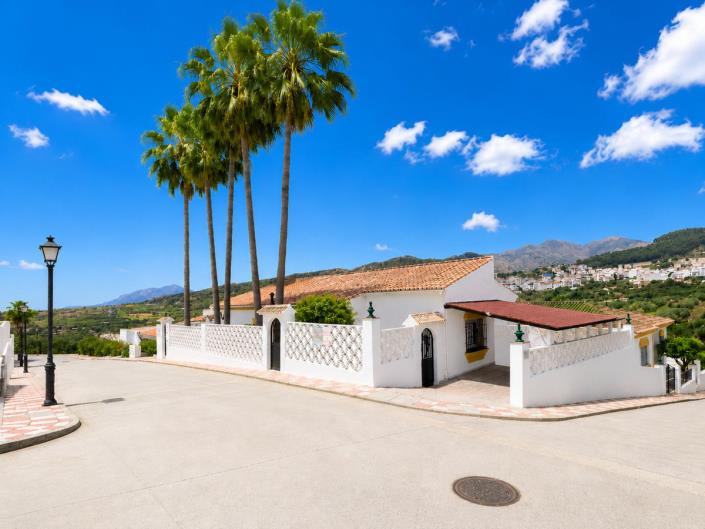 Image No.4-5 Bed Villa for sale