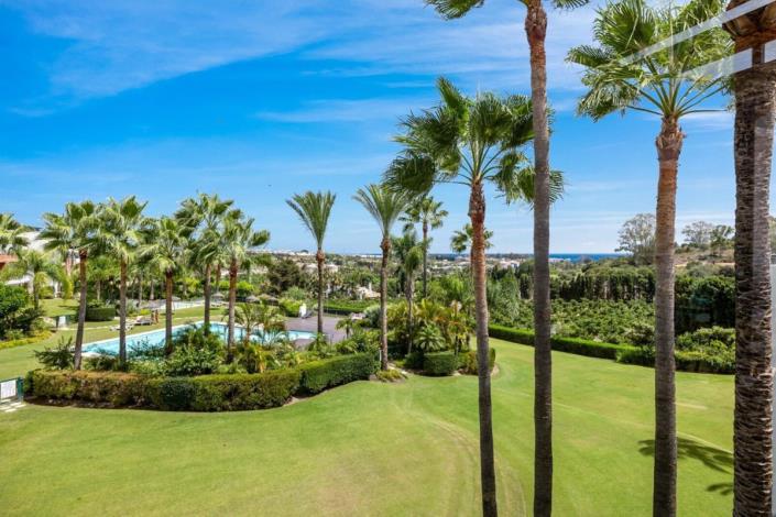 Image No.2-Penthouse de 3 chambres à vendre à Estepona