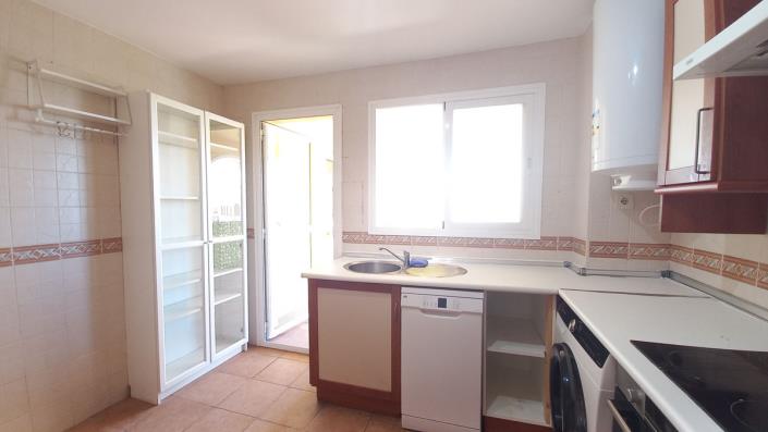 Image No.8-2 Bed Apartment for sale