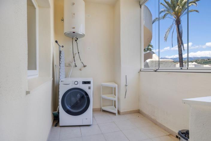 Image No.45-Appartement de 2 chambres à vendre à Elviria