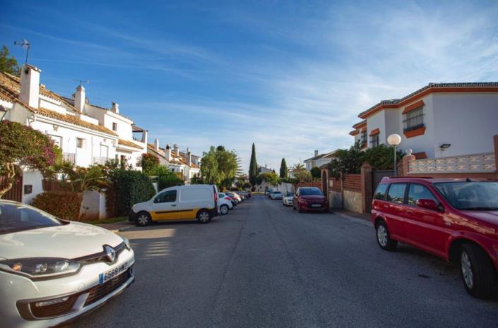 Image No.25-Jumelé de 3 chambres à vendre à Marbella