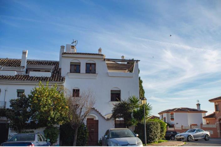 Image No.30-Jumelé de 3 chambres à vendre à Marbella