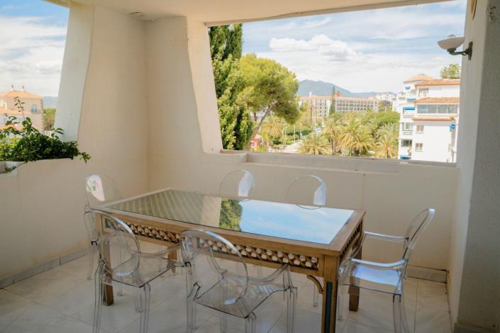 Image No.2-4 Bed Apartment for sale