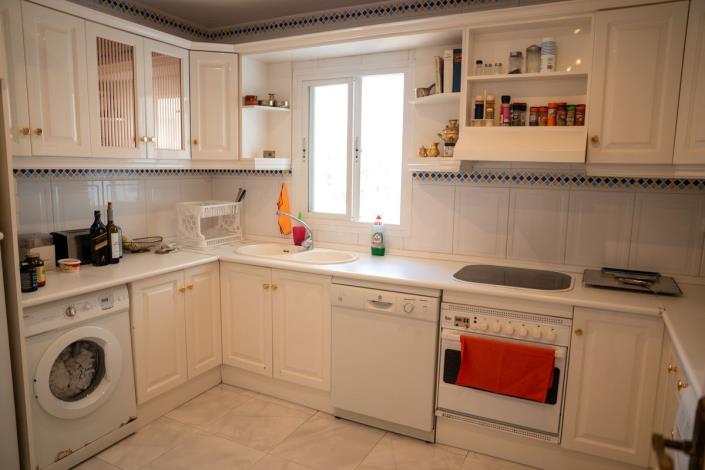 Image No.16-4 Bed Apartment for sale