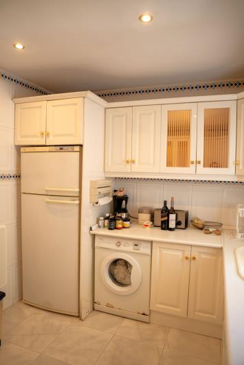 Image No.17-4 Bed Apartment for sale