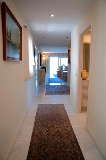 Image No.23-4 Bed Apartment for sale