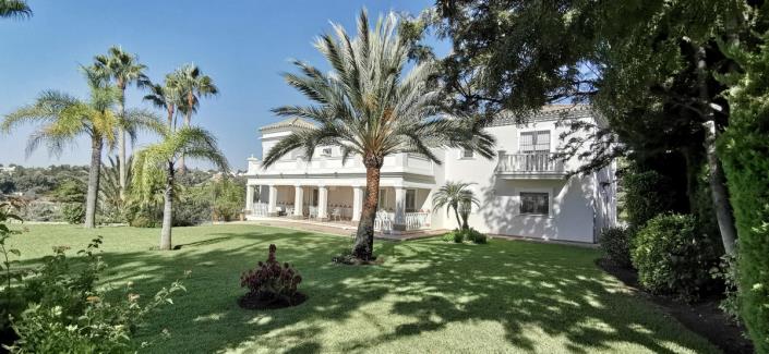 Image No.3-Villa de 5 chambres à vendre à Estepona