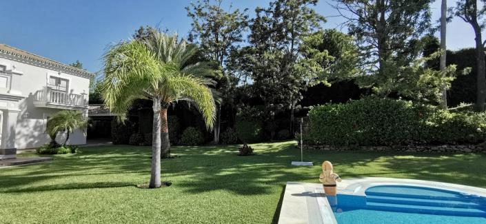 Image No.6-Villa de 5 chambres à vendre à Estepona