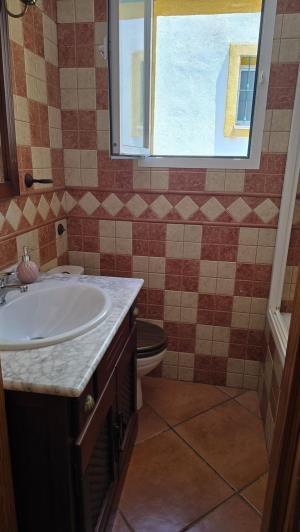 Image No.24-4 Bed Townhouse for sale