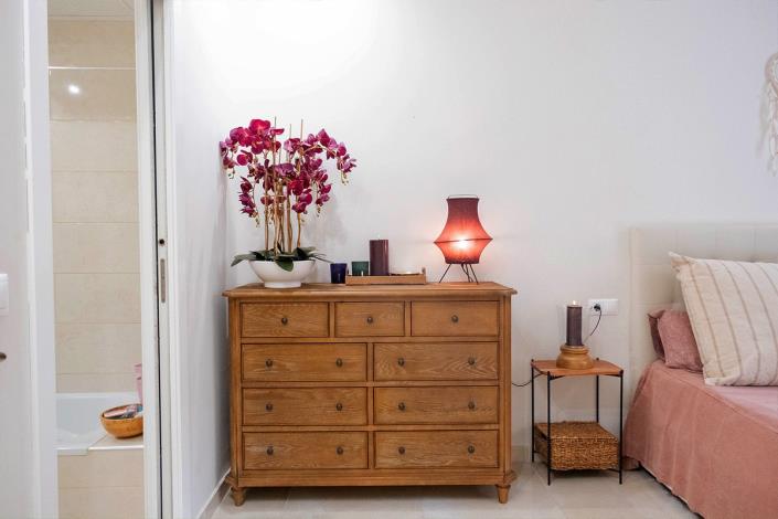 Image No.9-3 Bed Apartment for sale