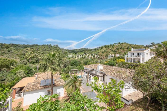 Image No.2-3 Bed Villa for sale