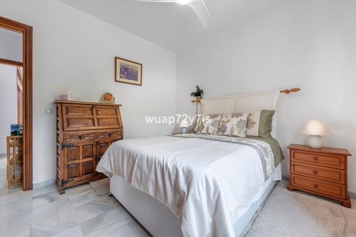 Image No.4-3 Bed Villa for sale
