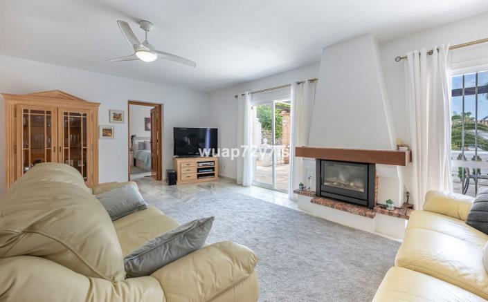 Image No.39-3 Bed Villa for sale