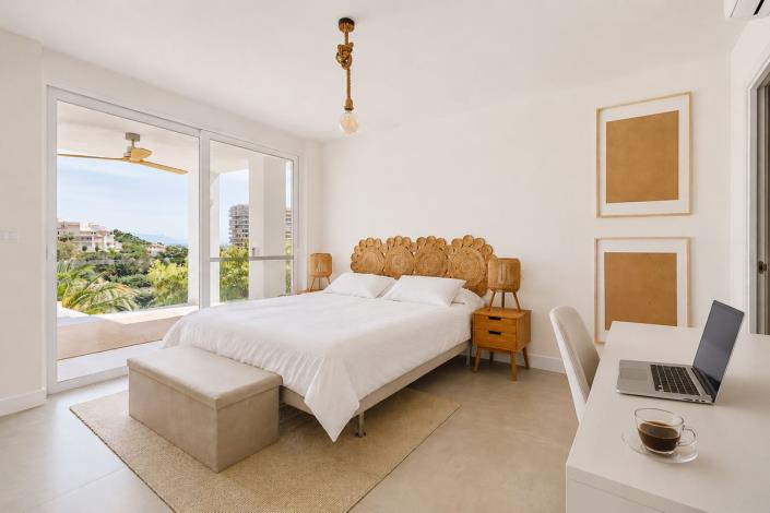 Image No.7-5 Bed Villa for sale