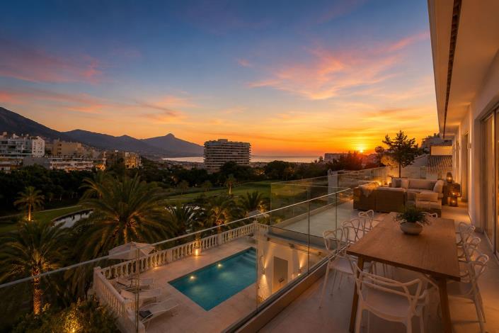 Image No.10-5 Bed Villa for sale