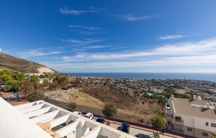 Image No.53-3 Bed Penthouse for sale
