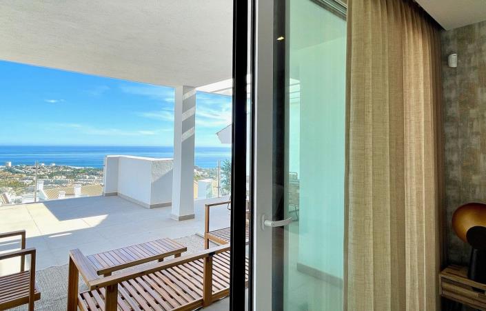 Image No.23-3 Bed Penthouse for sale