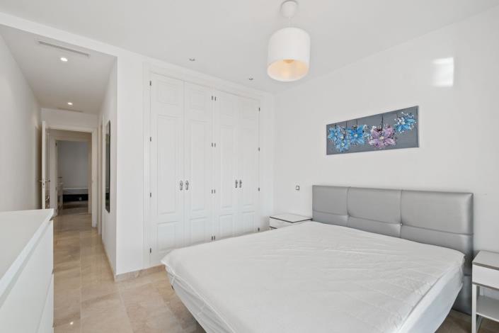 Image No.19-2 Bed Apartment for sale