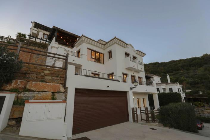 Image No.35-4 Bed Villa for sale