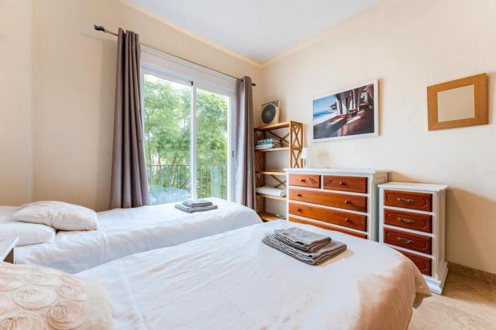 Image No.14-2 Bed Apartment for sale