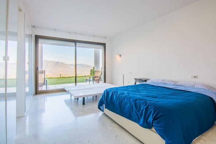 Image No.6-2 Bed Apartment for sale