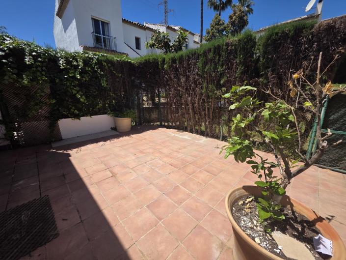 Image No.22-3 Bed Townhouse for sale