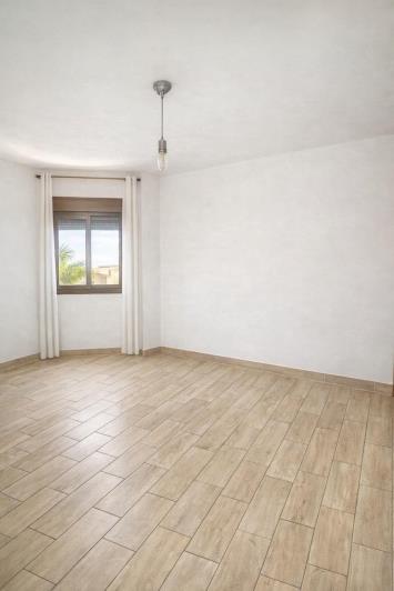 Image No.14-3 Bed Townhouse for sale