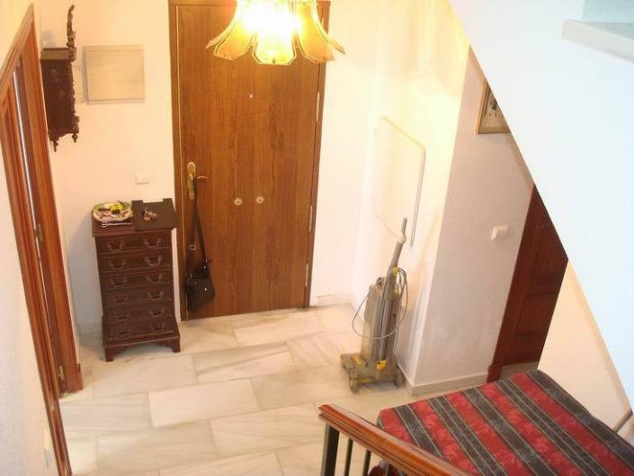 Image No.8-3 Bed Townhouse for sale