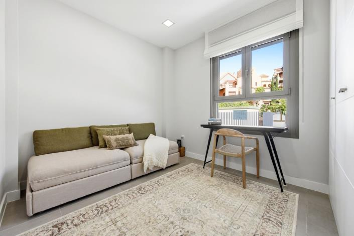 Image No.23-3 Bed Apartment for sale