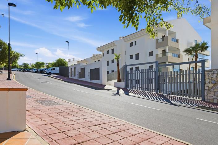 Image No.29-3 Bed Apartment for sale