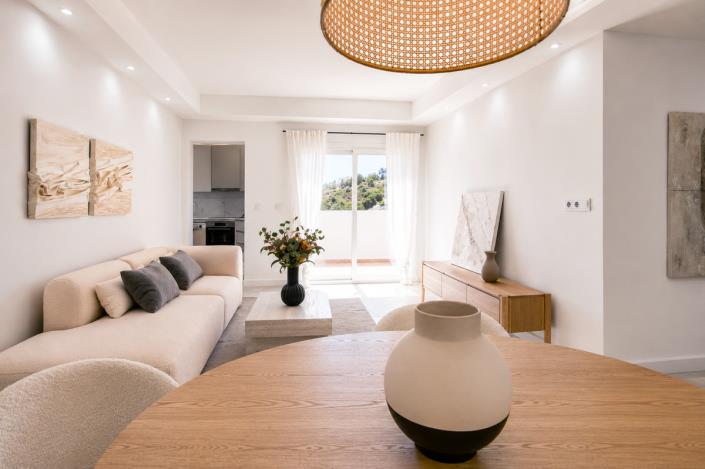 Image No.18-2 Bed Apartment for sale