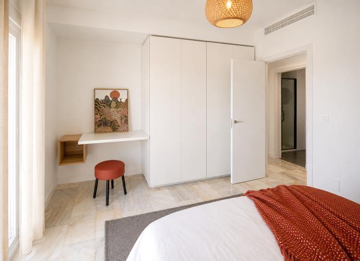 Image No.28-2 Bed Apartment for sale