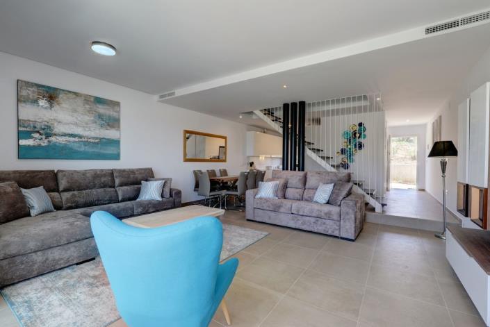 Image No.4-4 Bed Townhouse for sale