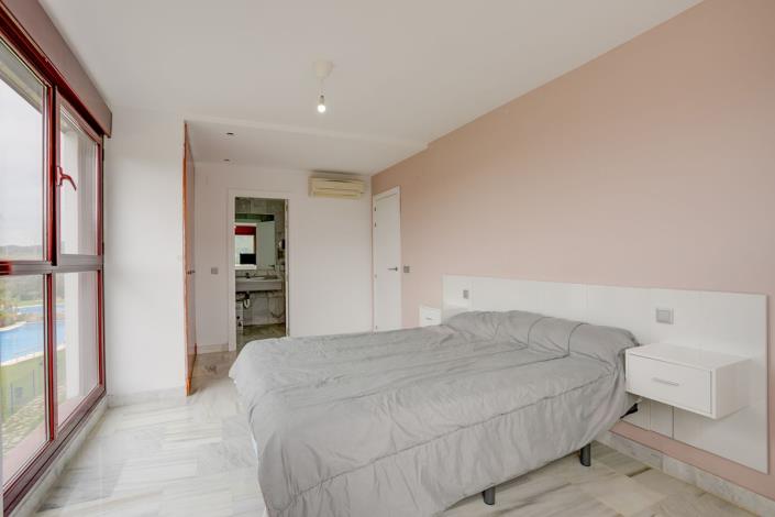 Image No.8-2 Bed Apartment for sale