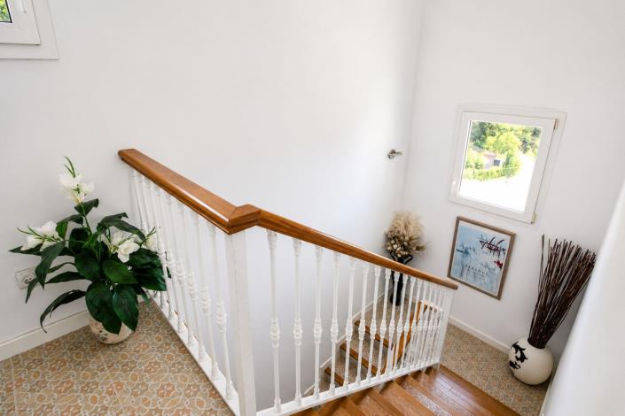 Image No.29-6 Bed Villa / Detached for sale