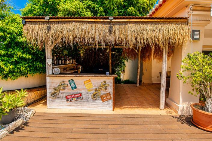 Image No.32-6 Bed Villa / Detached for sale