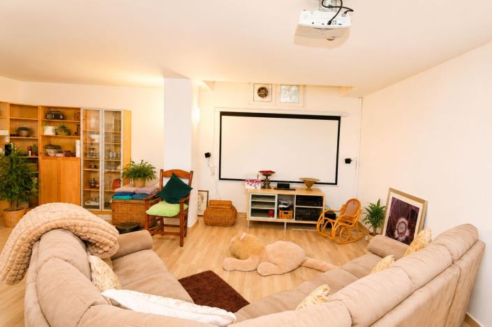 Image No.33-6 Bed Villa / Detached for sale