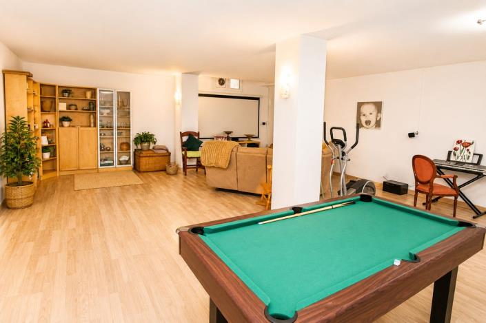 Image No.34-6 Bed Villa / Detached for sale