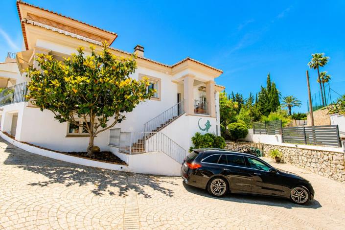 Image No.45-6 Bed Villa / Detached for sale