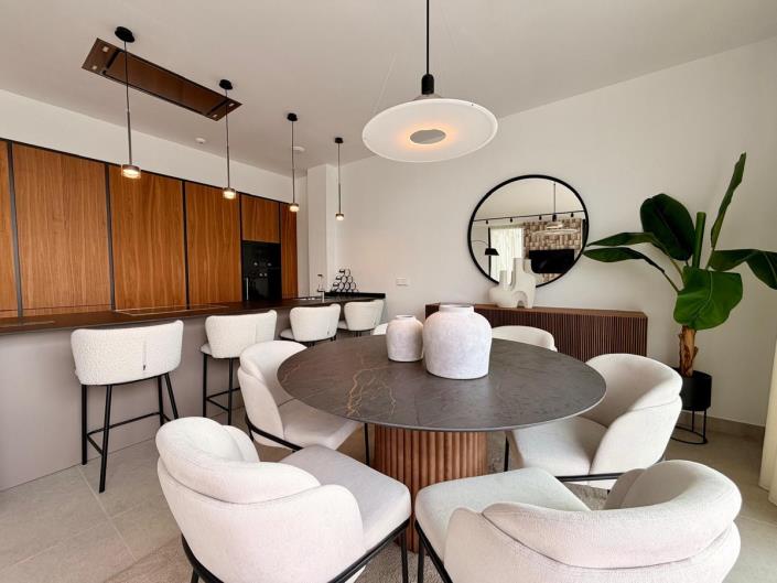 Image No.7-3 Bed Duplex for sale