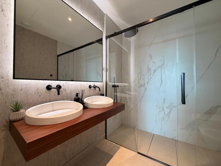Image No.14-3 Bed Duplex for sale