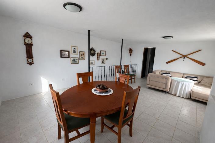 Image No.7-3 Bed Townhouse for sale