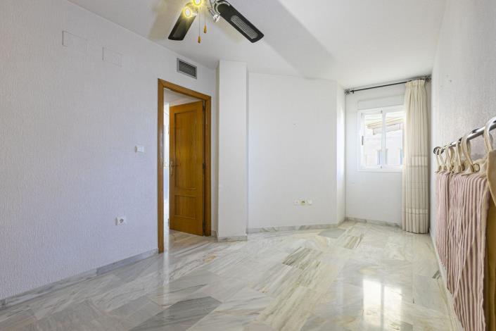 Image No.34-3 Bed Duplex for sale