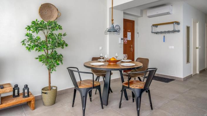 Image No.7-2 Bed Apartment for sale