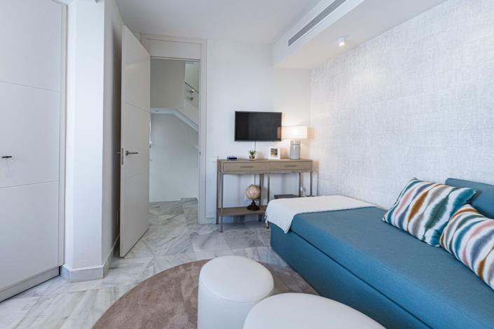 Image No.24-2 Bed Duplex for sale