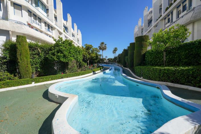 Image No.38-2 Bed Duplex for sale